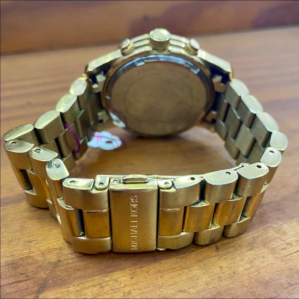 NWOT Michael Kors Watch - Picture 4 of 6